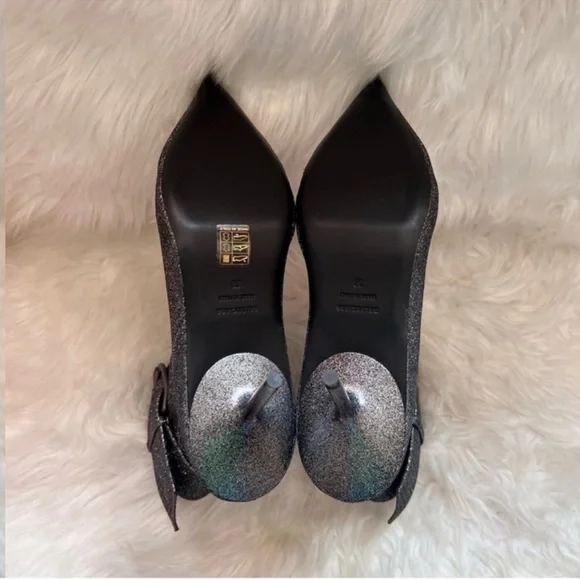 Balenciaga Essex 80mm Metallic Grey Buckle Pointed Toe Ankle Booties - Picture 15 of 16